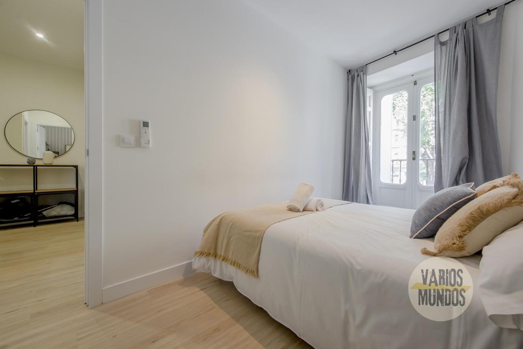 Spacious New Aparment Para 8Pax En La Plaza De Tirso E1 Madrid Ngoại thất bức ảnh