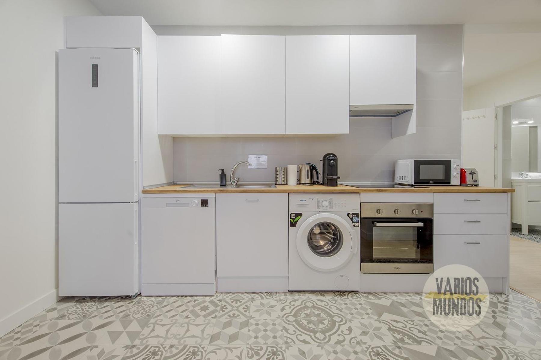 Spacious New Aparment Para 8Pax En La Plaza De Tirso E1 Madrid Ngoại thất bức ảnh