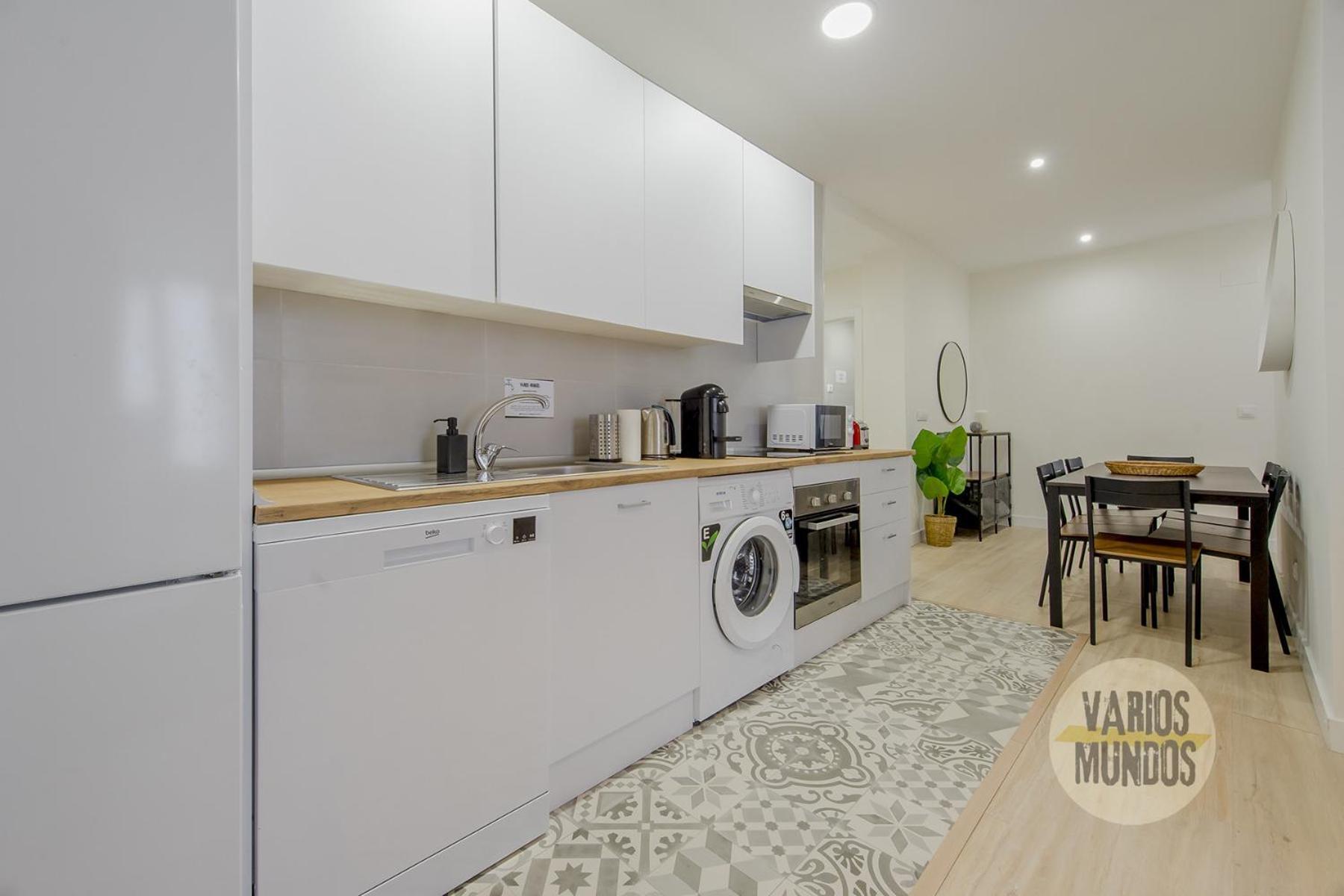 Spacious New Aparment Para 8Pax En La Plaza De Tirso E1 Madrid Ngoại thất bức ảnh